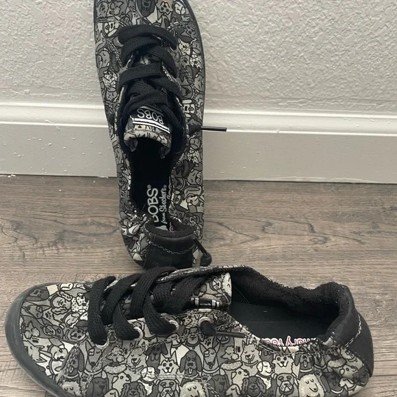 Skechers Women’s Black and Gray Dog Patterned Shoes - Picture 2 of 4